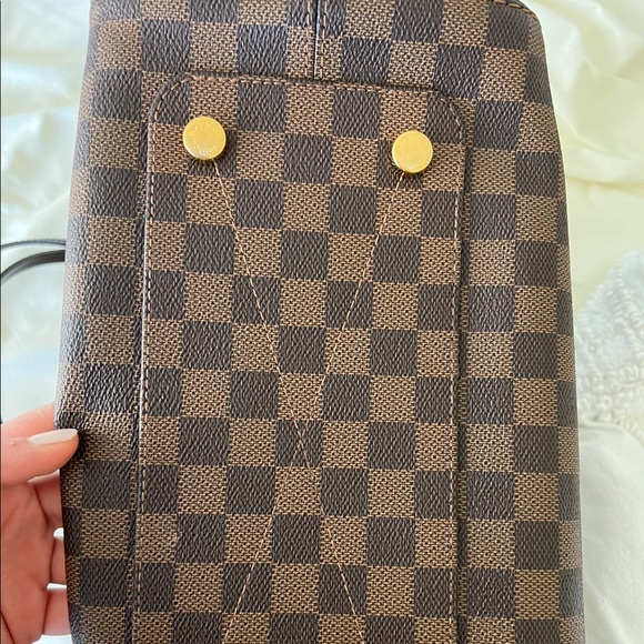 Louis Vuitton Bag - Picture 6 of 9